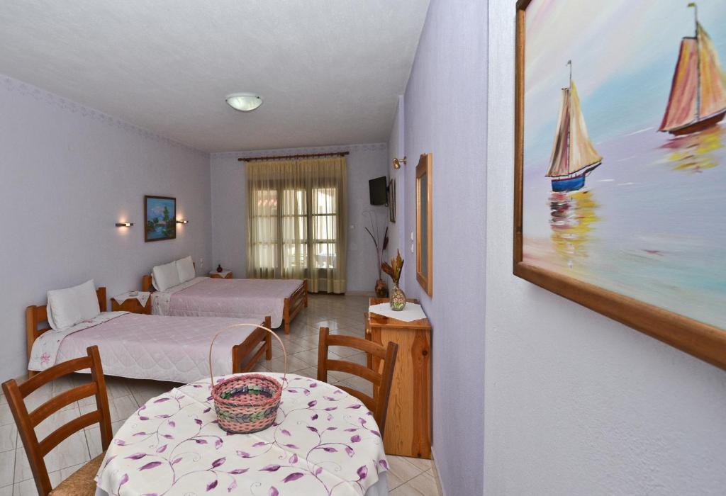 Aris Junior Studio & Apartments نيو كليما المظهر الخارجي الصورة